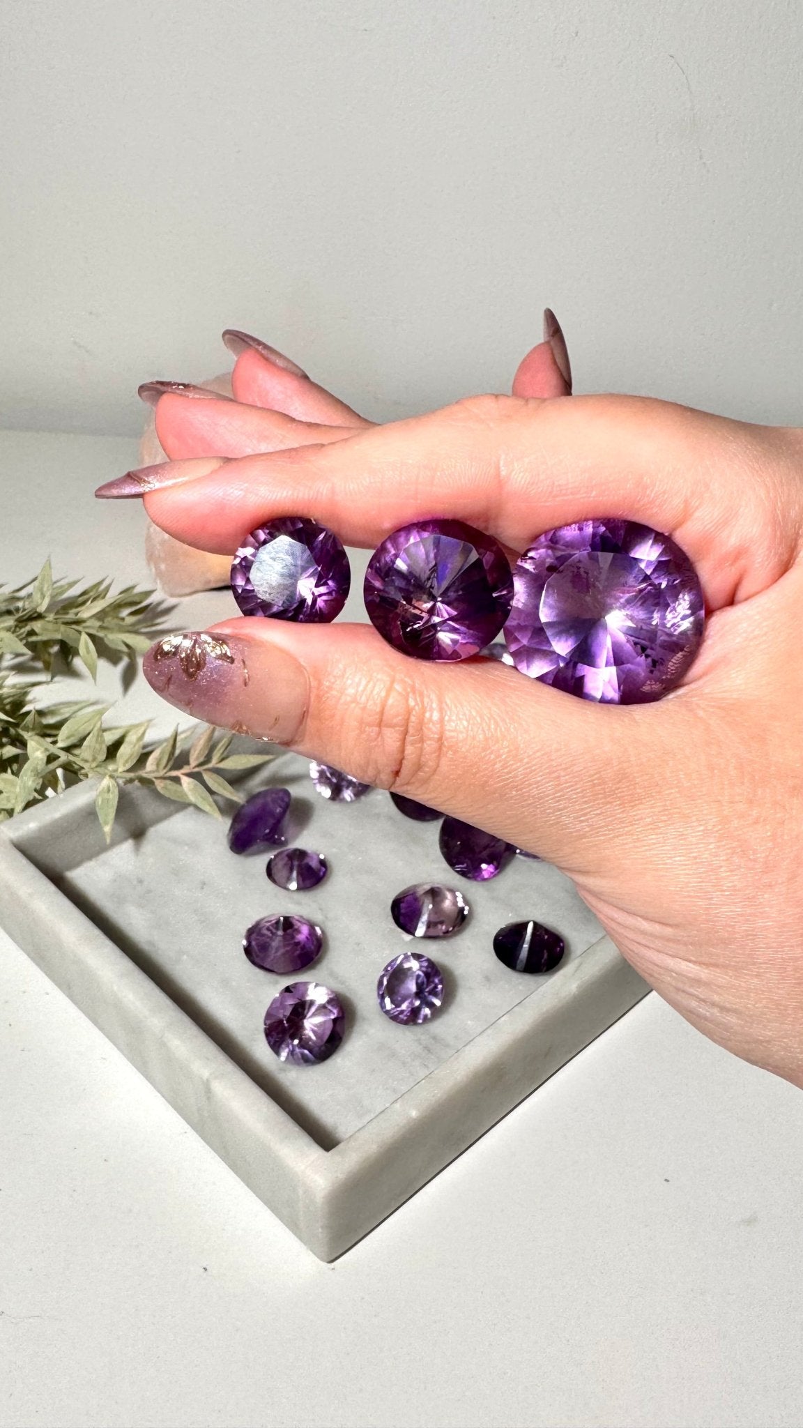 Amethyst diamond cut - The Crystal Therapy