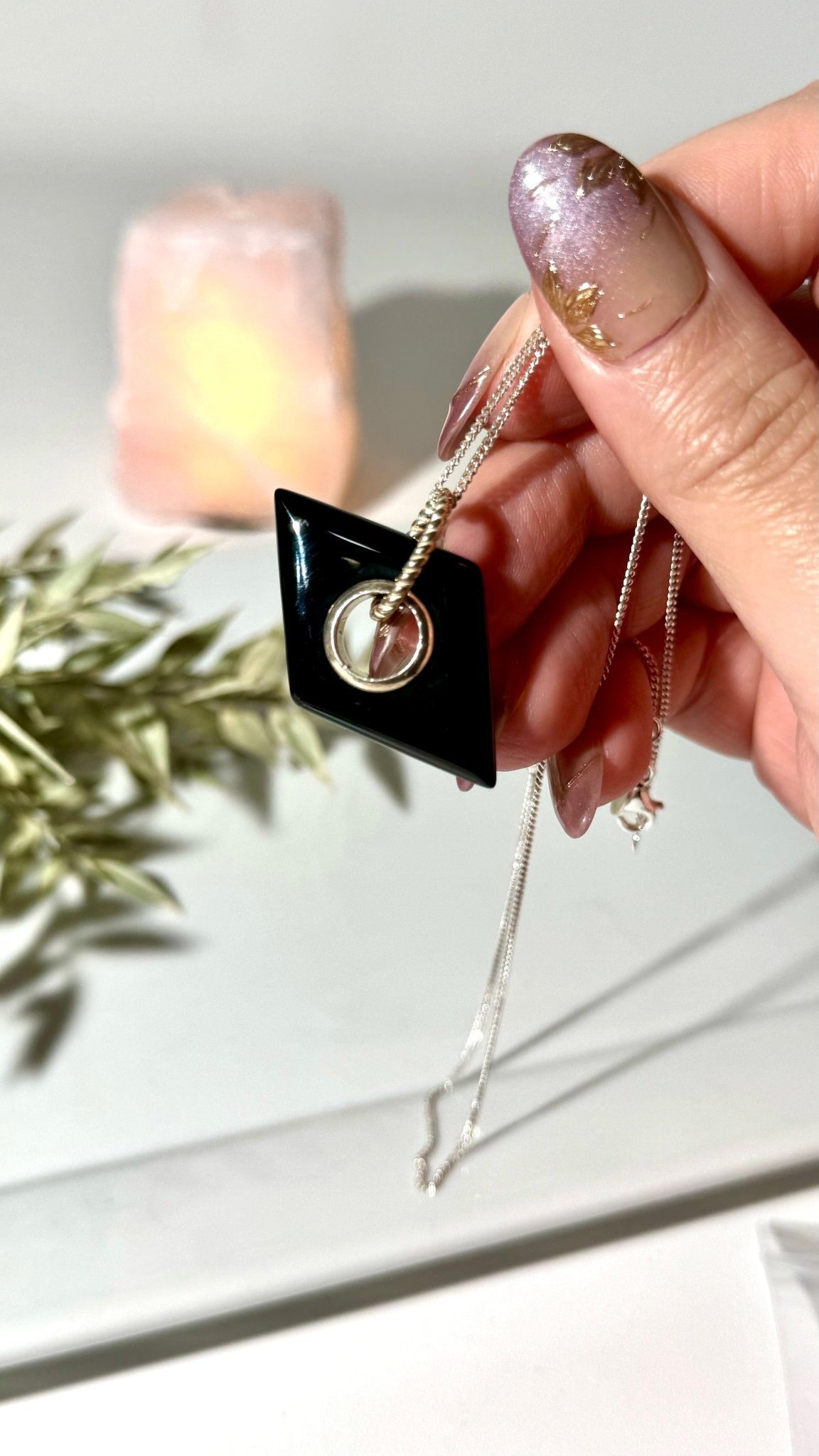 Black Onyx pendant (Code J) - The Crystal Therapy