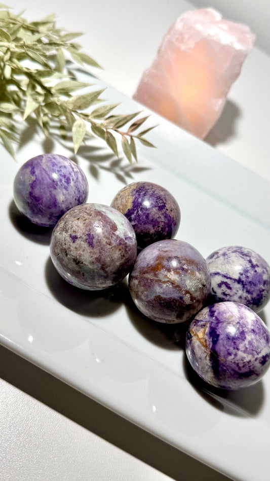 Bolivianite mini spheres - The Crystal Therapy