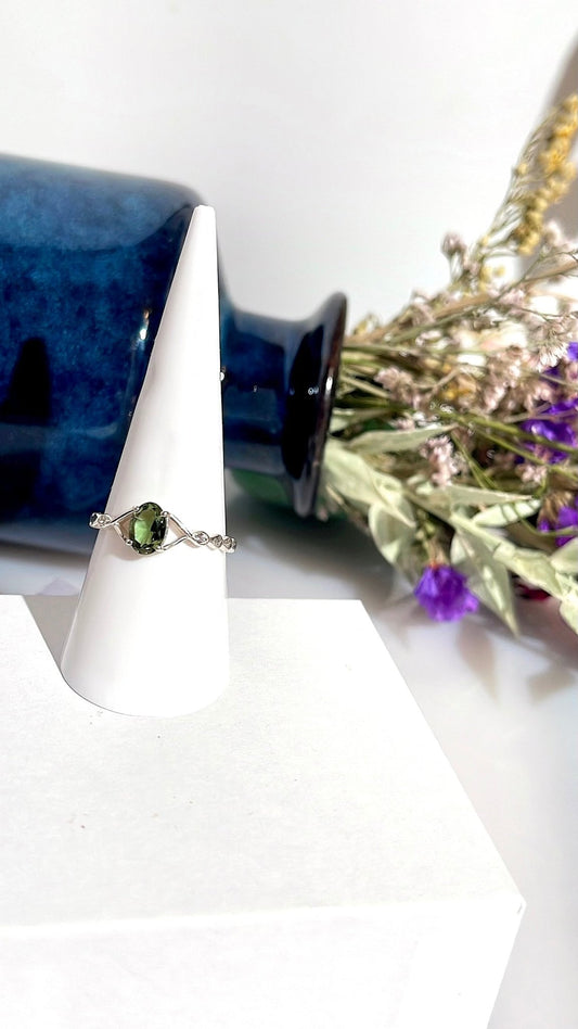 Chrome Diopside ring .925 silver - The Crystal Therapy