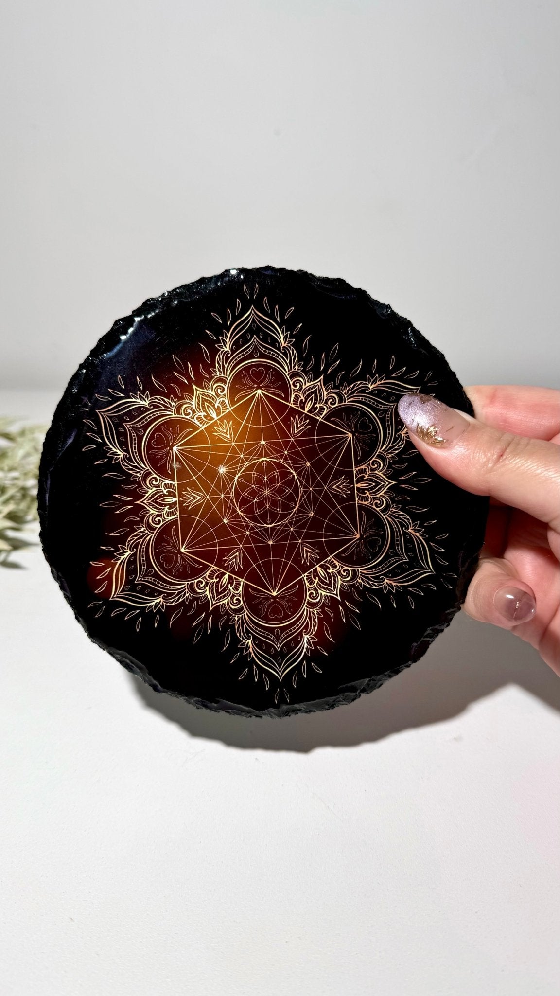 Crystal grid slab - round medium - The Crystal Therapy