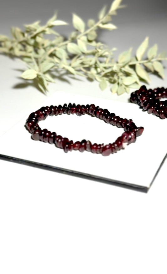 Garnet Bracelet - The Crystal Therapy