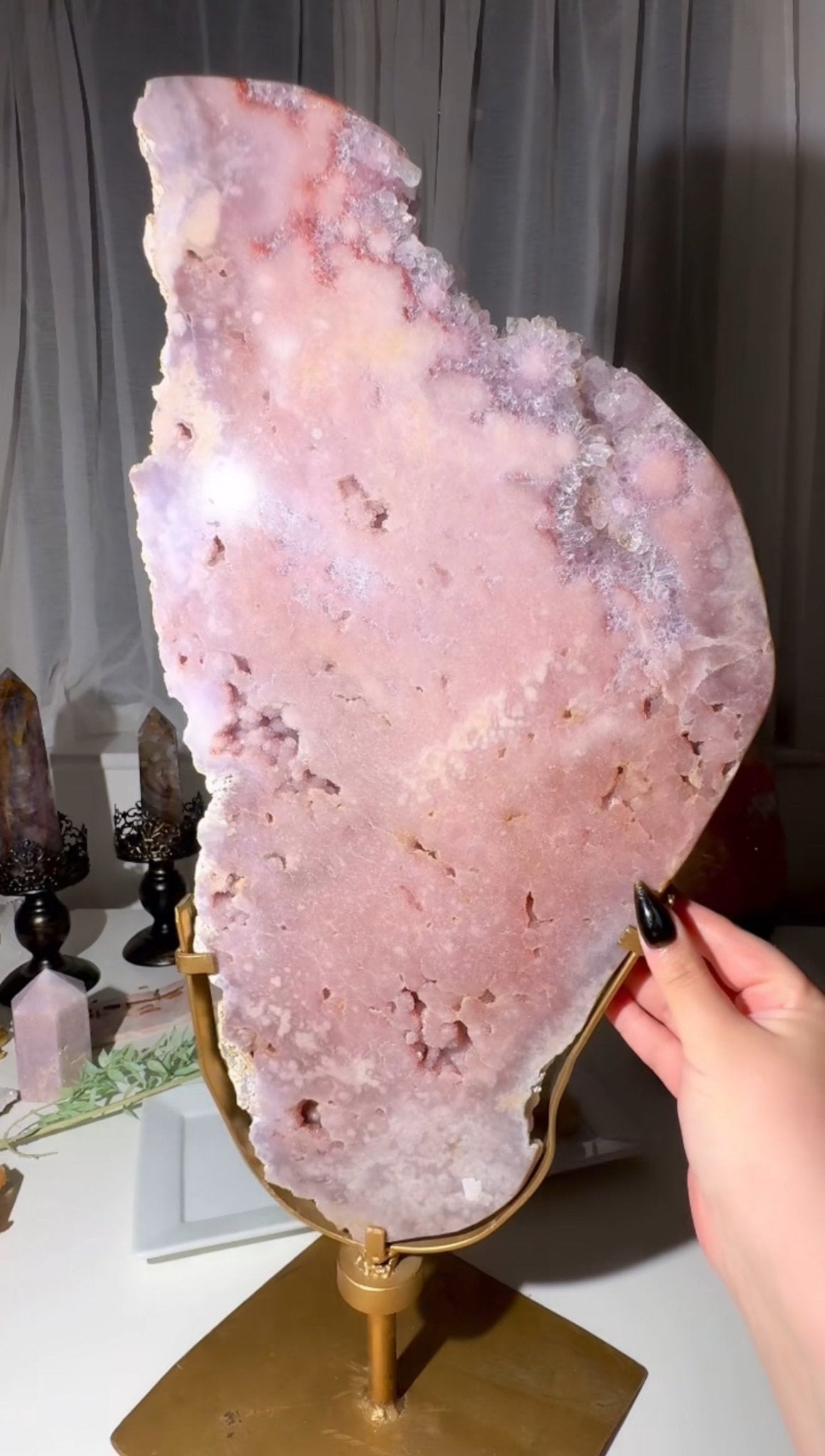 Pink Amethyst slab - The Crystal Therapy