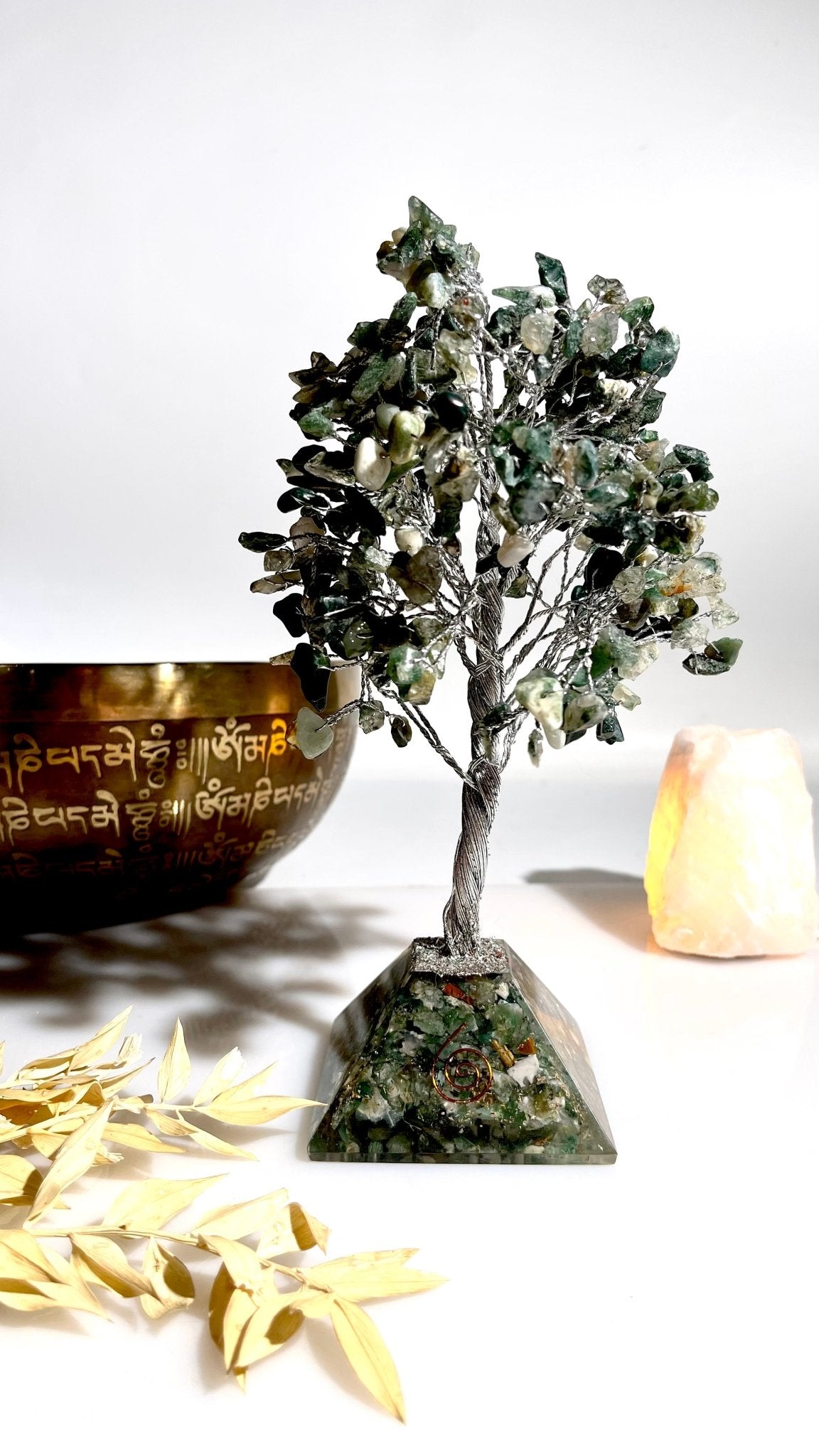 Tree of life - Moss Agate - The Crystal Therapy